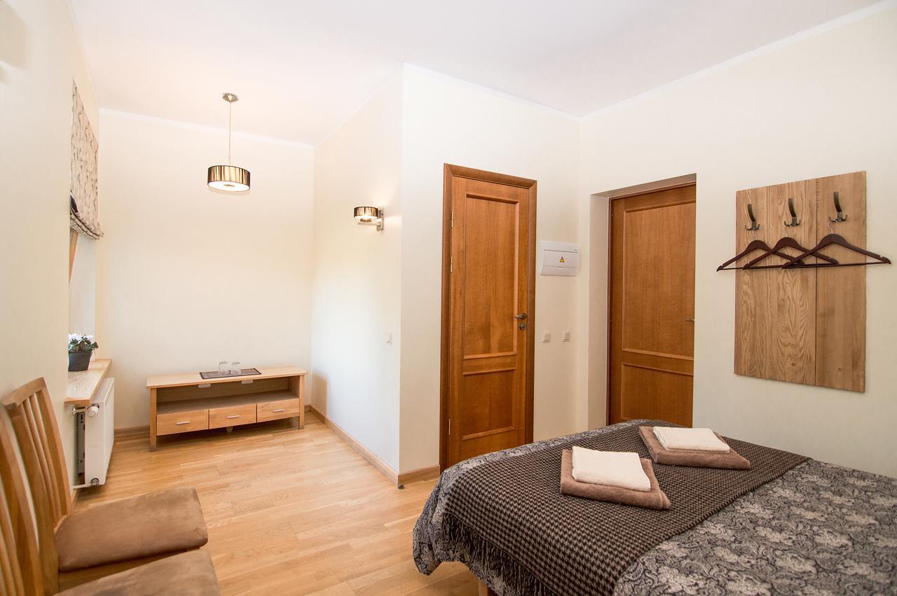 Helmi Hotel Ainazi Bagian luar foto