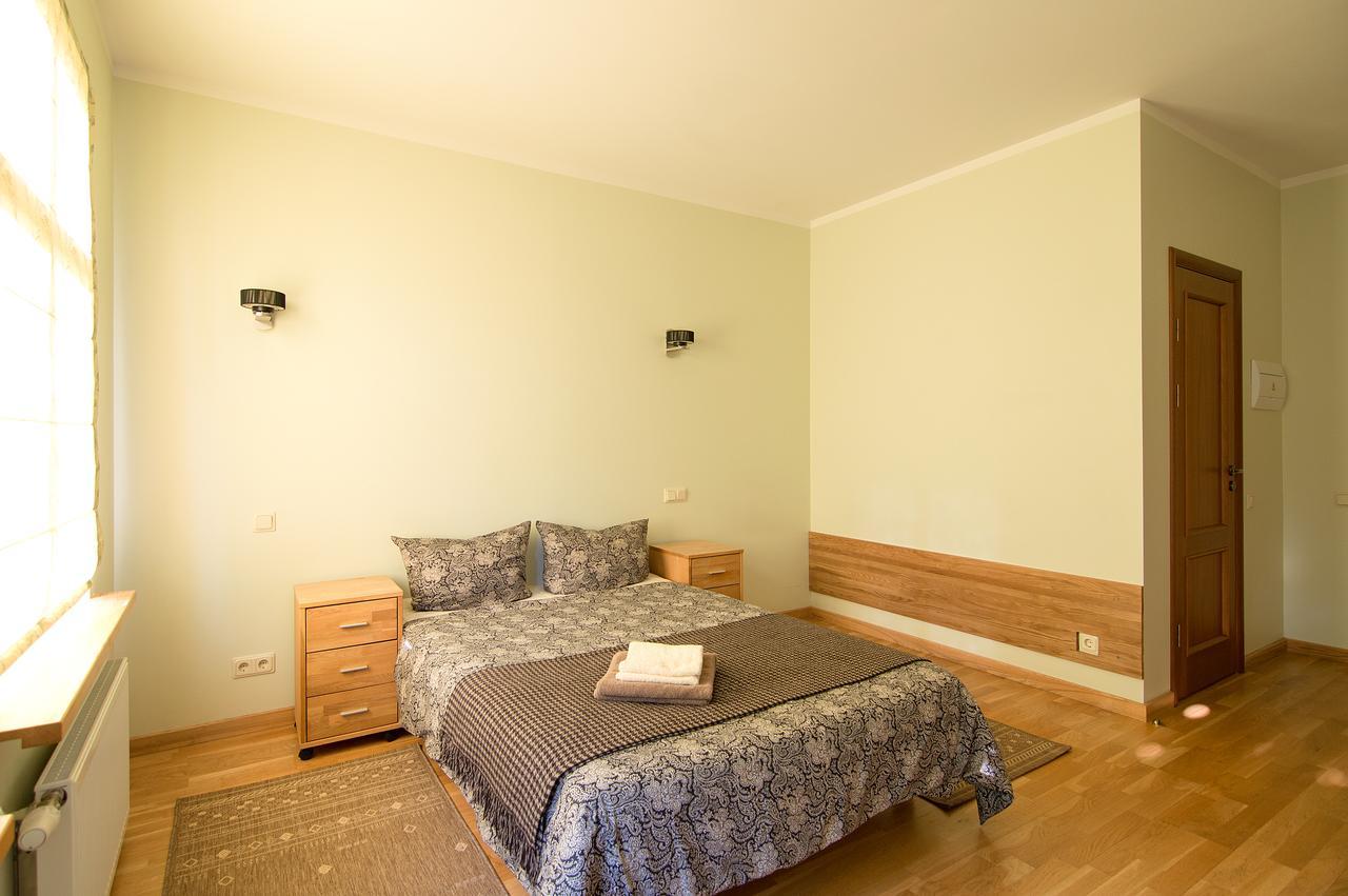 Helmi Hotel Ainazi Bagian luar foto